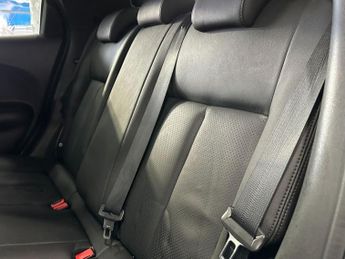 NISSAN JUKE 1.6 Tekna SUV 5dr Petrol XTRON Euro 6 (117 ps)