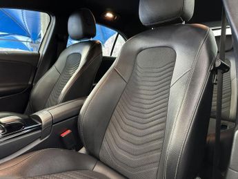 MERCEDES-BENZ A-CLASS 1.5 A180d SE Hatchback 5dr Diesel 7G-DCT Euro 6 (s/s) (116 ps)