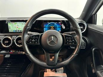 MERCEDES-BENZ A-CLASS 1.5 A180d SE Hatchback 5dr Diesel 7G-DCT Euro 6 (s/s) (116 ps)