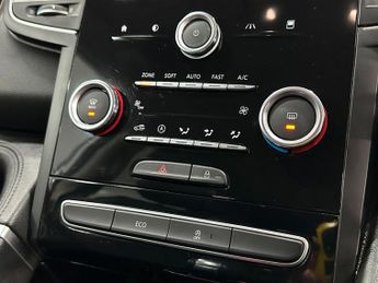 RENAULT KOLEOS 2.0 dCi Iconic SUV 5dr Diesel X-Trn A7 Euro 6 (s/s) (175 ps)