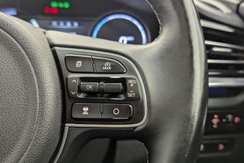 KIA NIRO 64kWh 4+ SUV 5dr Electric Auto (201 bhp)