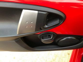 CITROEN C1 1.0i VTR Hatchback 3dr Petrol Manual Euro 5 (68 ps)