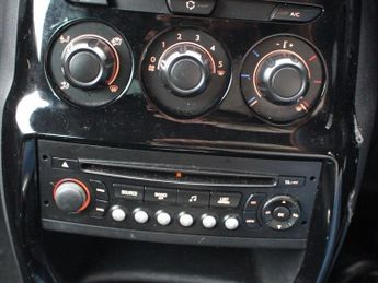 CITROEN DS3 1.6 VTi DStyle Hatchback 3dr Petrol Auto Euro 5 (120 ps)