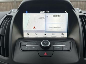 FORD KUGA 2.0 TDCi EcoBlue ST-Line Edition SUV 5dr Diesel Powershift AWD E