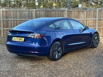 TESLA Model 3 (Dual Motor) Long Range Saloon 4dr Electric Auto 4WDE (346 ps)