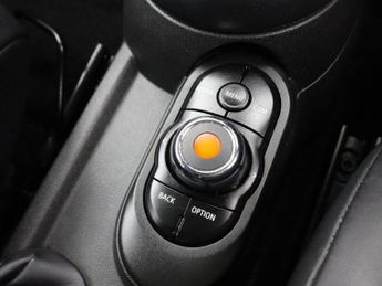 MINI HATCH 1.5 Cooper Hatchback 5dr Petrol Steptronic Euro 6 (s/s) (136 ps)