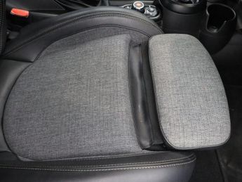 MINI HATCH 1.5 Cooper Hatchback 5dr Petrol Steptronic Euro 6 (s/s) (136 ps)