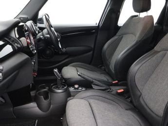 MINI HATCH 1.5 Cooper Hatchback 5dr Petrol Steptronic Euro 6 (s/s) (136 ps)