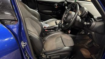 MINI HATCH 1.5 Cooper Hatchback 5dr Petrol Steptronic Euro 6 (s/s) (136 ps)