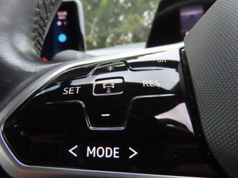 VOLKSWAGEN ID.3 Pro Performance 58kWh 1ST Edition Hatchback 5dr Electric Auto (2