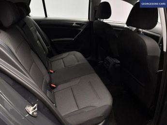 VOLKSWAGEN E-GOLF 35.8kWh e-Golf Hatchback 5dr Electric Auto (136 ps)