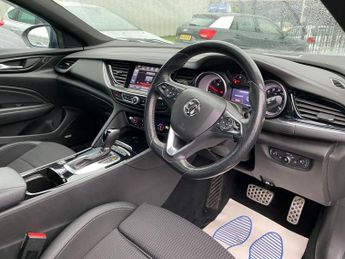 VAUXHALL INSIGNIA 2.0 Turbo D BlueInjection SRi VX Line Nav Sports Tourer 5dr Dies