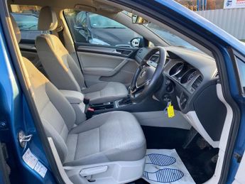 VOLKSWAGEN GOLF 2.0 TDI BlueMotion Tech Match Edition Hatchback 5dr Diesel DSG E