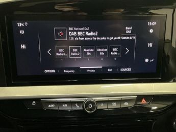 VAUXHALL MOKKA ELECTRIC 50kWh Ultimate SUV 5dr Electric Auto (136 ps)