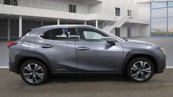 LEXUS UX 300e 54.3kWh SUV 5dr Electric Auto (204 ps)