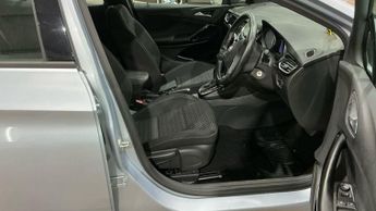VAUXHALL ASTRA 1.4i Turbo SRi Nav Hatchback 5dr Petrol Auto Euro 6 (s/s) (150 p