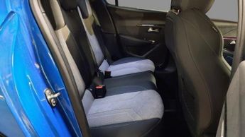 PEUGEOT E-208 50kWh GT Hatchback 5dr Electric Auto (136 ps) Reverse Camera, An