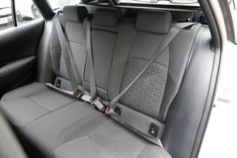 TOYOTA COROLLA 1.8 VVT-h Icon Tech Touring Sports CVT Euro 6 (s/s) 5dr