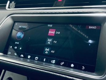 LAND ROVER RANGE ROVER EVOQUE 2.0 D150 SUV 5dr Diesel Auto 4WD Euro 6 (s/s) (150 ps)