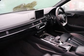 AUDI A4 AVANT 2.0 TFSI S line Estate 5dr Petrol S Tronic Euro 6 (s/s) (190 ps)