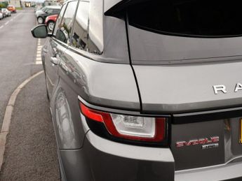 LAND ROVER RANGE ROVER EVOQUE 2.0 TD4 HSE Dynamic SUV 5dr Diesel Auto 4WD Euro 6 (s/s) (180 ps