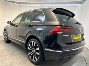 VOLKSWAGEN TIGUAN 1.5 TSI EVO R-Line Tech SUV 5dr Petrol DSG Euro 6 (s/s) (150 ps)