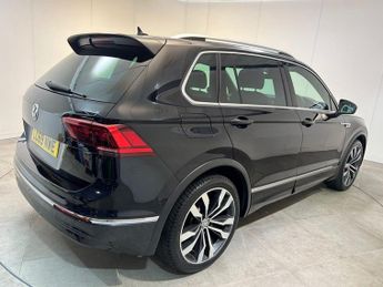 VOLKSWAGEN TIGUAN 1.5 TSI EVO R-Line Tech SUV 5dr Petrol DSG Euro 6 (s/s) (150 ps)