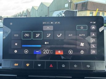 MG Mg4 64kWh Trophy Long Range Hatchback 5dr Electric Auto (203 ps)