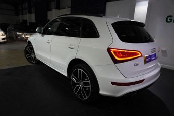 AUDI Q5 2.0 TDI S line Plus SUV 5dr Diesel S Tronic quattro Euro 6 (s/s)