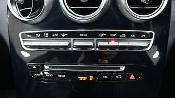 MERCEDES-BENZ C-CLASS 2.1 C220 BlueTEC AMG Line Saloon 4dr Diesel G-Tronic+ Euro 6 (s/