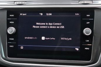 VOLKSWAGEN TIGUAN 2.0 TDI 4MOTION R-LINE TECH 