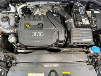 AUDI Q3 1.5 TFSI CoD 35 Sport SUV 5dr Petrol S Tronic Euro 6 (s/s) (150 
