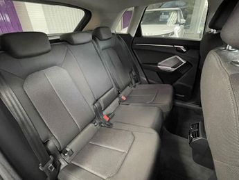 AUDI Q3 1.5 TFSI CoD 35 Sport SUV 5dr Petrol S Tronic Euro 6 (s/s) (150 