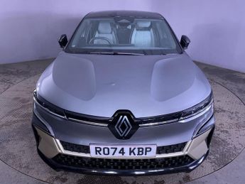 RENAULT MEGANE E-TECH comfort range 60kWh iconic Hatchback 5dr Electric Auto (220 ps)