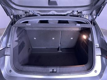 RENAULT MEGANE E-TECH comfort range 60kWh iconic Hatchback 5dr Electric Auto (220 ps)