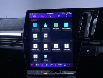 RENAULT MEGANE E-TECH comfort range 60kWh iconic Hatchback 5dr Electric Auto (220 ps)