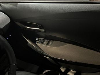 SUZUKI SWACE 1.8h SZ-T Estate 5dr Petrol Hybrid CVT Euro 6 (s/s) (122 ps)