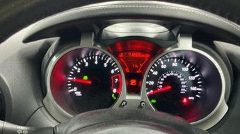 NISSAN JUKE 1.6 Tekna SUV 5dr Petrol XTRON Euro 5 (117 ps)