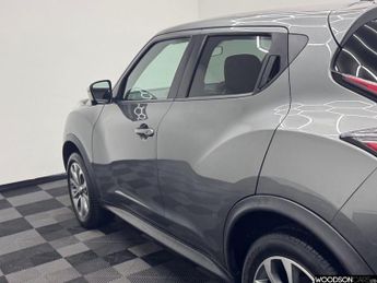 NISSAN JUKE 1.6 Tekna SUV 5dr Petrol XTRON Euro 6 (117 ps)