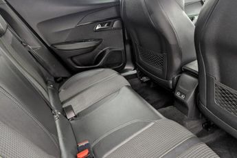 PEUGEOT E-2008 50kWh GT SUV 5dr Electric Auto (136 ps)