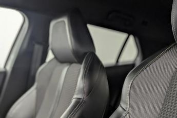 PEUGEOT E-2008 50kWh GT SUV 5dr Electric Auto (136 ps)