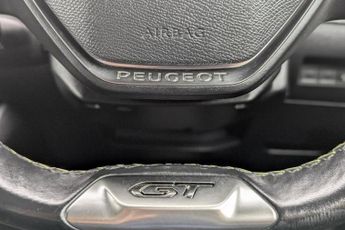 PEUGEOT E-2008 50kWh GT SUV 5dr Electric Auto (136 ps)