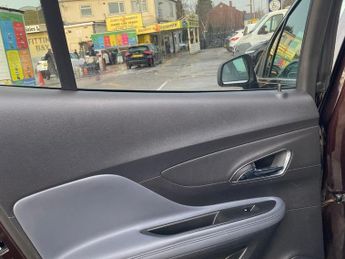 VAUXHALL MOKKA 1.4T SE SUV 5dr Petrol Auto 2WD Euro 5 (140 ps)