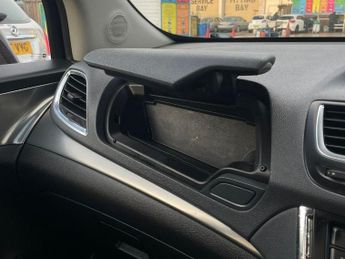 VAUXHALL MOKKA 1.4T SE SUV 5dr Petrol Auto 2WD Euro 5 (140 ps)