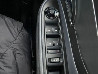 VAUXHALL MOKKA 1.4T SE SUV 5dr Petrol Auto 2WD Euro 5 (140 ps)