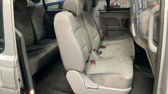 HYUNDAI i800 2.5 CRDi Style MPV 5dr Diesel Auto Euro 5 (170 ps)