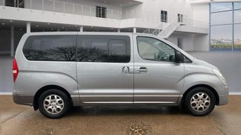 HYUNDAI i800 2.5 CRDi Style MPV 5dr Diesel Auto Euro 5 (170 ps)