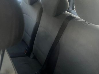 HYUNDAI i800 2.5 CRDi Style MPV 5dr Diesel Auto Euro 5 (170 ps)