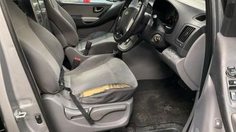 HYUNDAI i800 2.5 CRDi Style MPV 5dr Diesel Auto Euro 5 (170 ps)