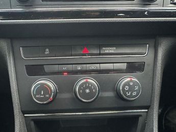 SEAT LEON 1.2 TSI SE Hatchback 5dr Petrol DSG Euro 5 (s/s) (105 ps)